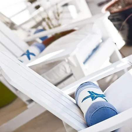 Couette-café Sade 4*