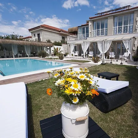 Sade Frühstückspension Alaçatı